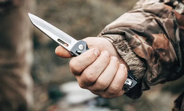 Ніж-мультитул Leatherman Free K2 Gray