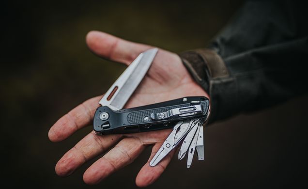 Ніж-мультитул Leatherman Free K4 Gray