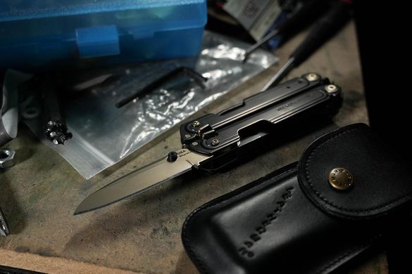 Мультитул Leatherman ARC Obsidian, кожаный чехол