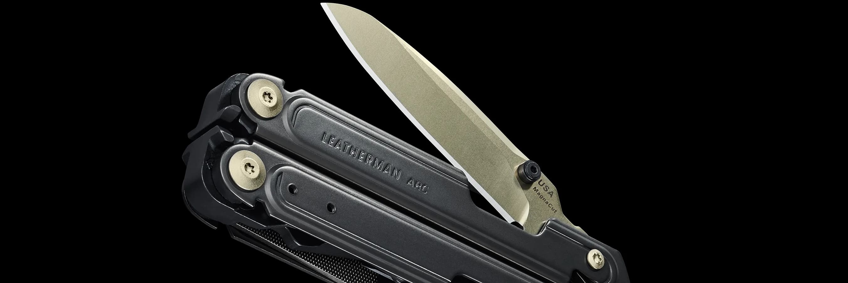 Многофункциональный инструмент Leatherman ARC Obsidian из стали CPM MagnaCut