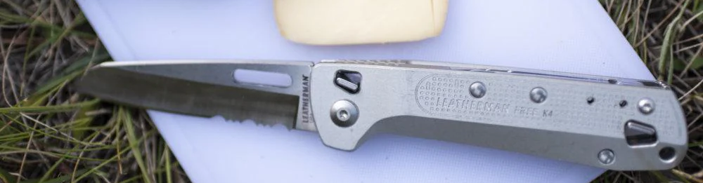 Нож-мультитул Leatherman Free K4x Silver 832663 с полусеррейторным лезвием