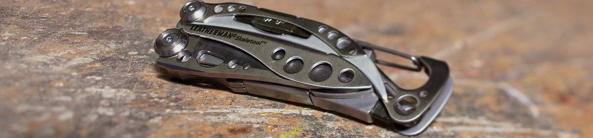 Складний мультитул Leatherman Skeletool